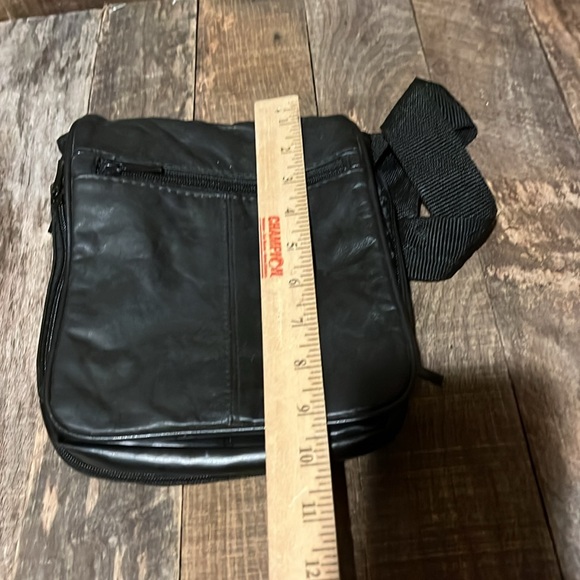 💰BOGO FREE Men’s Women’s Unisex Buxton Leather Crossbody or Shoulder Bag - Picture 14 of 14